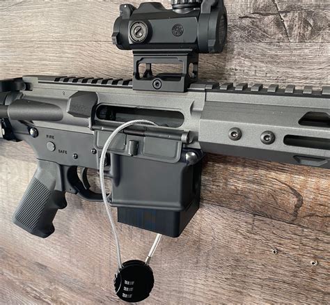 AR15 Wall Mount Lockable 223/5.56 | Etsy