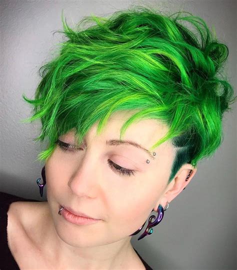 24 Short Green Hairstyles Hairstyle Catalog