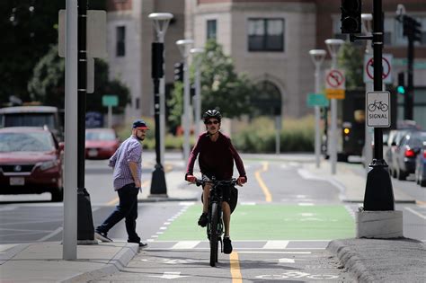 If Boston Builds More Protected Bike Lanes Cyclists Will Come Advocates Say