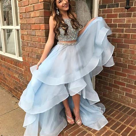 Prettiest Prom Dresses Of All Time