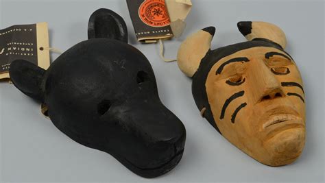 Lot 443 4 Cherokee Carved Masks Incl Allen Long Case Auctions