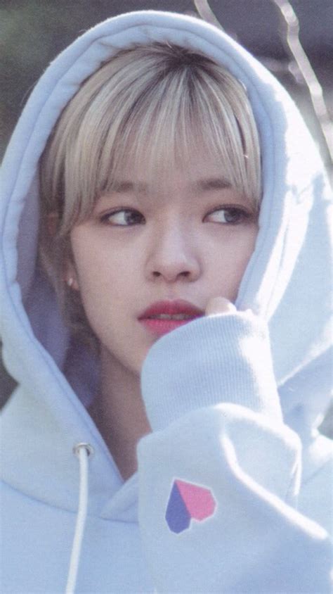 See a recent post on tumblr from @namoochae about jeongyeon aesthetic. Twice Jeongyeon Aesthetic - twice 2020