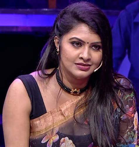 Tamil Actress Rachitha Mahalakshmi Hot And Sexy Photos Tv Serial Actor Iiq8 Latest Jobs News