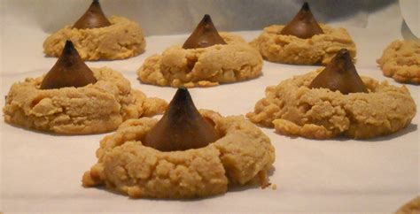 Baking christmas cookies is a tradition in itself. ChambersMade: Easy Christmas Cookies VI