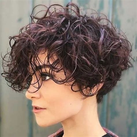 Getting a short haircut cut like the pixie doesn't mean at all that you need to go all the way super short. Curly short hairstyles 2020 in 2020 | Short natural curly hair, Short curly hairstyles for women ...