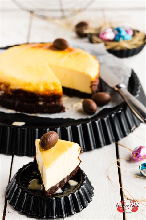 Genießen sie ein stück kuchen zu ihren kaffee. Eierlikör-Käsekuchen {Osterbäckerei} - | Ostern backen ...