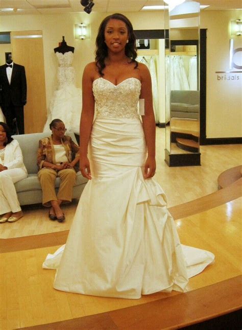 Order freshest flowers for your wedding directly from growers! Kenneth Pool 0123531 Bridals by Lori | Fit and flare ...