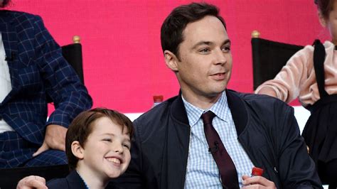 Young Sheldon What Has Jim Parsons Said About Iain Armitage Hello