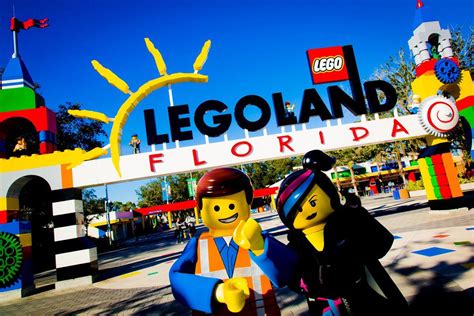 Legoland Wallpapers Top Free Legoland Backgrounds Wallpaperaccess