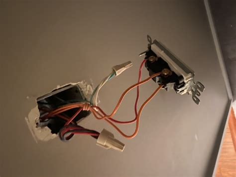 Odd wiring setup in light switch - Home Improvement Stack ...