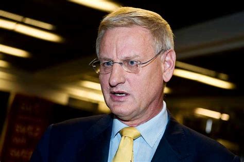 …party, under the leadership of carl bildt. Carl Bildt förklarade sig i "Studio Ett" | Aftonbladet