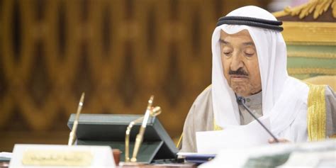 Trump Otorga El Máximo Honor Al Emir Gobernante De Kuwait