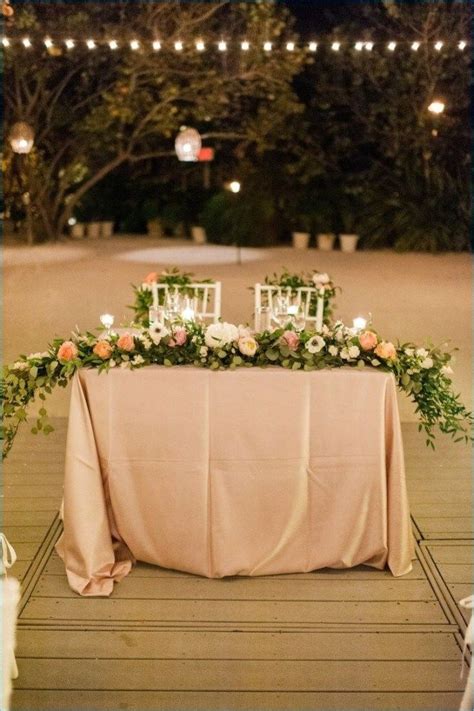 40 Stunning Bride and Groom Table Ideas - Fashion and Wedding | Bride