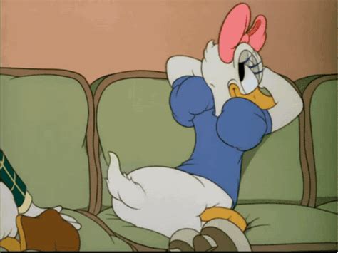 Daisy Duck S Find And Share On Giphy