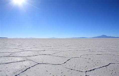 The Worlds Largest Salt Flat Salar De Uyuni Bolivia Salar De