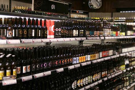Vinmonopolet er et norsk, statseid selskap som har enerett på detaljomsetning av vin, brennevin og sterkøl i norge. Spesialslipp av øl, desember 2018 | Øltest | Ølakademiet AS