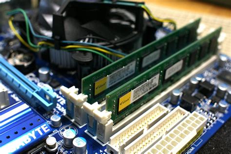 How to increase the memory size of your desktop computer? Computer Memory Types And How They Affect Your Computer ...