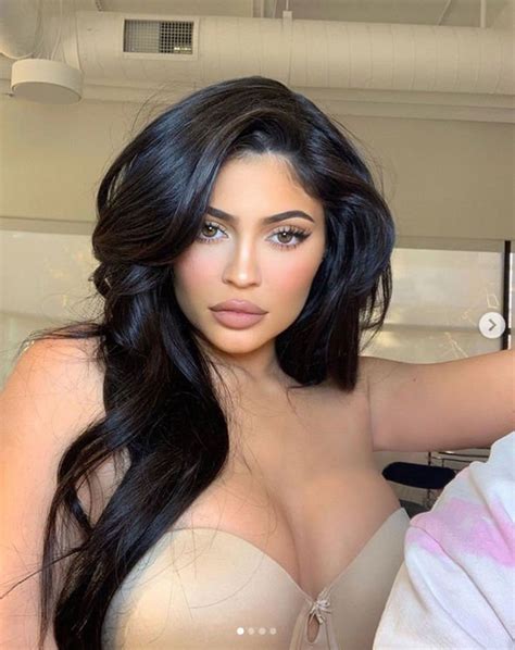 Kylie Jenner Puts On A Busty Display In Strapless Nude Bra Ahead Of