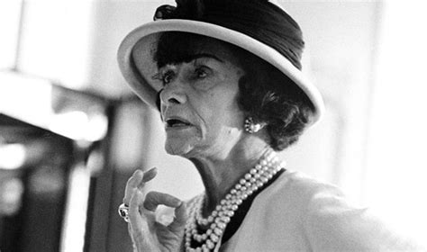 Mademoiselle coco chanel built one of the most iconic brands in the world—and a lbd with a spritz of tweed jackets, the little black dress, menswear as womenswear: Coco Chanel and fashion story | Back 2 Retro
