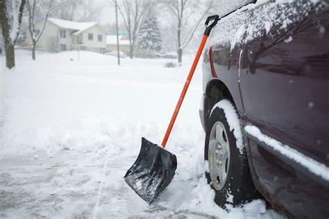 Guide To Removing Snow From A Driveway