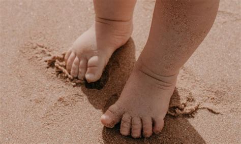What Is Earthing Heres Why Going Barefoot Benefits Your Body