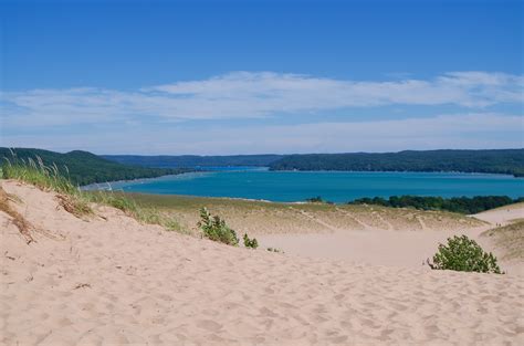Ar Sand Dunes And Glen Lake Michigan High Definition Wallpaper