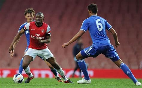 Check out his latest detailed stats including goals, assists, strengths & weaknesses and match ratings. French midfielder Abou Diaby plays for Arsenal Under-21s ...