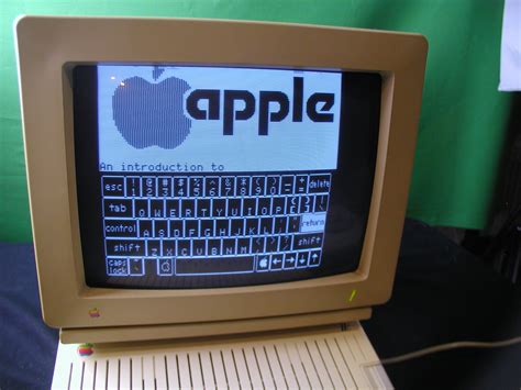 Apple Iic