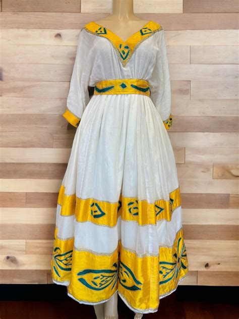 Ethiopian Traditional Dresseritrean Dresshabesha Kemiszuriahabesha Chiffonkemiswith Belt Etsy