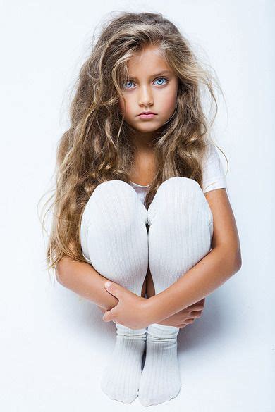 Fashion Фотографии детской моды Красивые дети и Детские портреты
