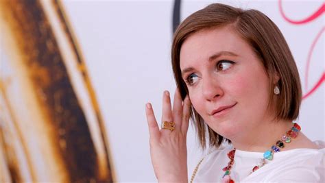Lena Dunham Apologises For Defending Girls Writer And Producer Accused