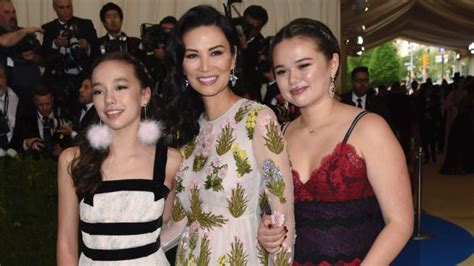 Ps Murdochs Teen Daughters Show Keen Sense Of Style At Met Gala Ball