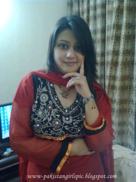 Pakistani Girls Pictures Gallery Cute Pakistani Girl