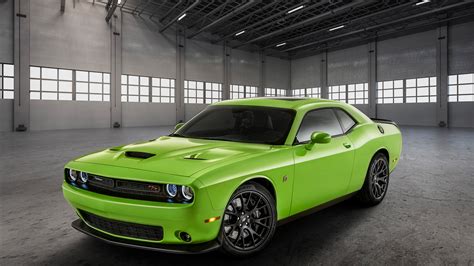 3840x2160 2019 Dodge Charger Srt Hellcat In Green 4k Hd 4k Wallpapers