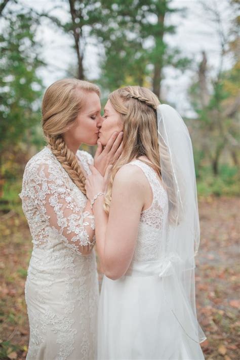 State Park Georgia Lesbian Wedding Equally Wed Lgbtq Wedding Magazine And Wedding Directory