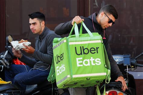 Grubhub, Uber Eats and DoorDash drove an online food delivery boom ...