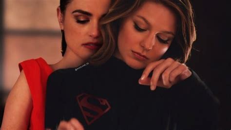 Cute Lesbian Couples Lesbian Love Kara And Lena Supergirl Superman