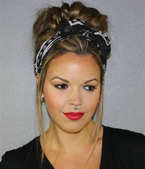 20 Gorgeous Bandana Hairstyles For Cool Girls In 2020 Scarf Hairstyles Headband Hairstyles