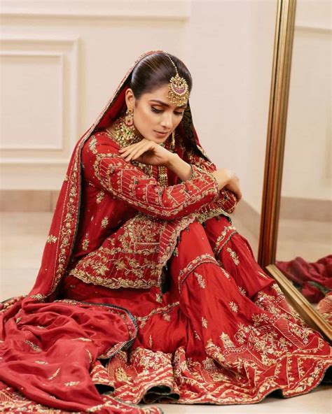 Drama Actress Ayeza Khan Beautiful Bridal Photo Shoot Showbiz Pakistan
