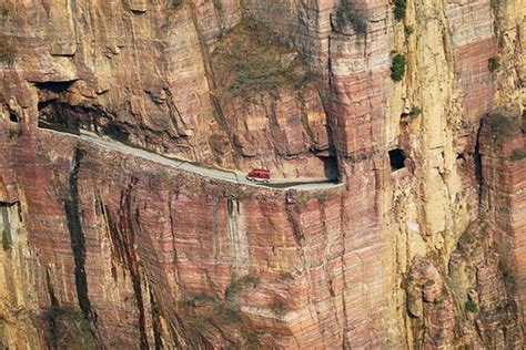 These Are The 5 Most Dangerous Roads In The World Carbuzz