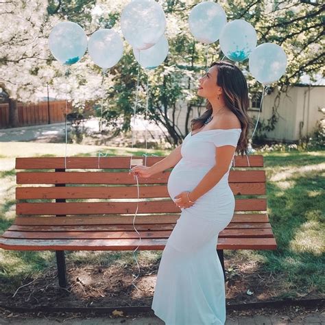 15 Cute White Baby Shower Dresses For Mom To Be
