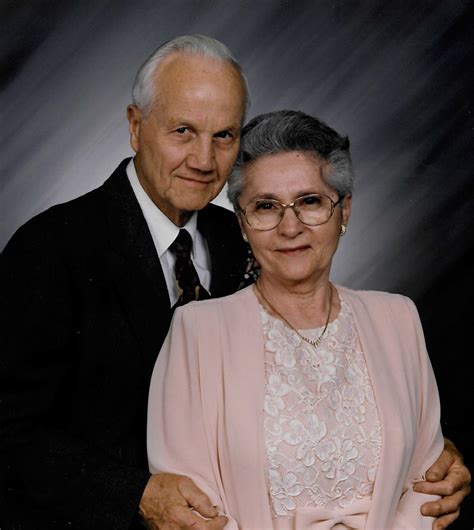 Obituary Of Mary S Robert Molnar Funeral Homes Southgate Wyand