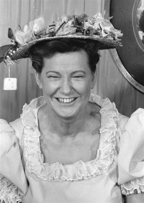 57 Best Images About Minnie Pearl On Pinterest Willie Nelson Corn