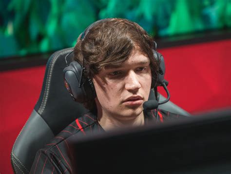 Thescore Esports Daily Nov 28 Meteos Joins Optic Pray Hints At Retirement And Kikis Becomes