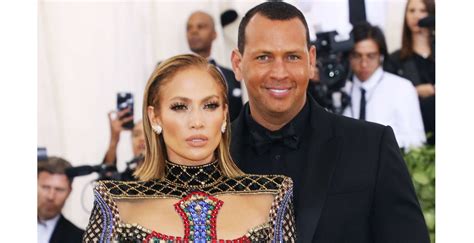 Jennifer Lopez And Alex Rodriguez Are Engaged And Her Ring Is Huge