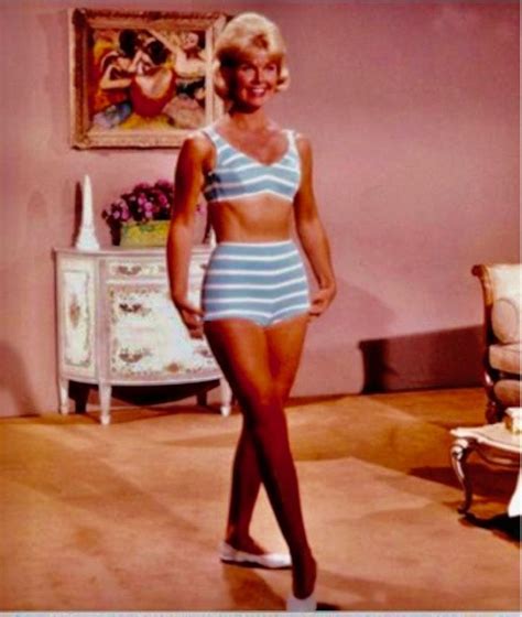Pin By Pm Eshah On Doris Day Dory S Vintage Clothing Doris Day Movies