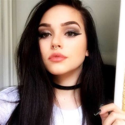 Image About Makeup In Maggie Lindemann👄 By Lea Maggie Lindemann Brunette Makeup Maggie