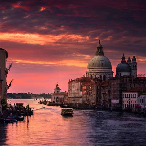 Beautiful Venice Italy At Sunset World Most Beautiful Place Beautiful