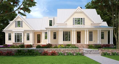 Hundreds of cape cod style modular home floor plans including building details and prices for the entire us. Cape Cod House Plans With Master Bedroom On First Floor