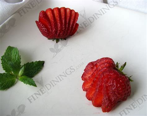 Strawberry Fan Garnish Fine Dining Strawberry Garnish How To Make A